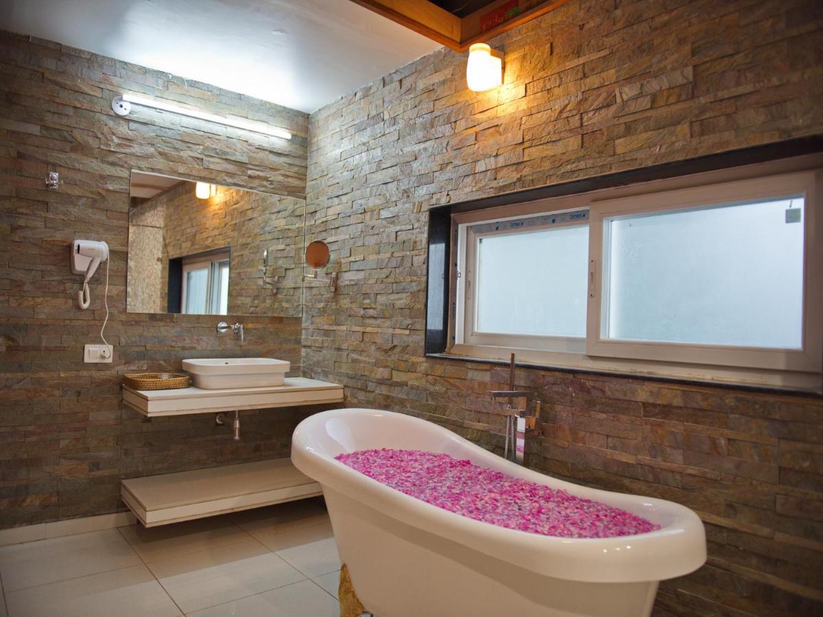 Wild Rose Resort And Spa Πουσκάρ Εξωτερικό φωτογραφία